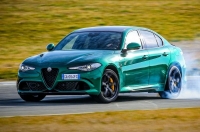 Alfa Romeo представила обновленные Giulia и Stelvio