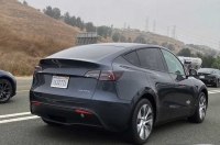 Tesla Model Y прошла реальный «лосиный тест» на скорости 100 км/ч (видео)