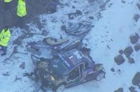 Гонщик чудом остался цел после страшной аварии в Ралли Монте-Карло (видео)