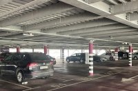 В «Борисполі» просять власників залишених авто забрати їх з парковок аеропорту