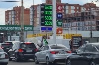 Уряд призупиняє регулювання цін на бензин і дизель