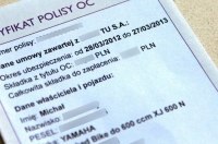 У Польщі значно зросте вартість страховки для певних категорій водіїв