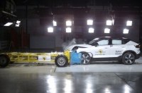 Електромобіль Volvo C40 Recharge розбили на 5-ть зірок