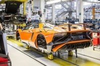 Lamborghini вважає, що на ринку знайдеться місце для гібридів і після 2030 року