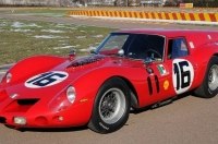 В аварію потрапив неймовірний 60-річний суперкар Ferrari
