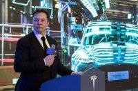 Німецька споживча група подала позов проти Tesla