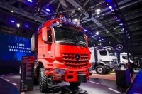 Mercedes-Benz Trucks показав на виставці СIIE у Шанхаї низку цікавих новинок
