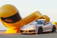 Porsche 911 став елементом інсталяції «Dream Big»
