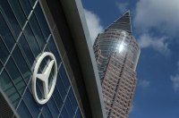 Mercedes-Benz витратить €1 млрд на адаптацію своїх підприємств під електромобілі