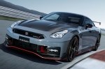Nissan      GT-R