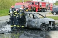 Електромобіль Dacia згорів ущент через загоряння акумулятора