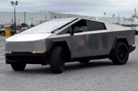  Tesla Cybertruck    