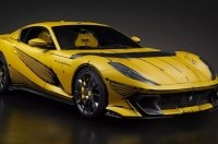 Ferrari представила унікальний «обмальований» суперкар