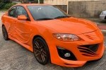 Cедан Mazda 3 з дивним тюнінгом виставили на продаж