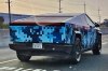 Електропікап Tesla Cybertruck «вдягнули» в синій піксель