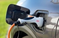 Власники електромобілів KIA отримають доступ до зарядних станцій Tesla