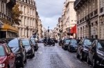 Після електросамокатів мер Парижа хоче обмежити присутність авто в місті