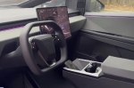 Салон Tesla Cybertruck показали у новому відео