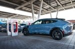 Електромобілі Ford отримали підтримку Tesla Supercharger