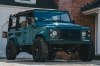    Jeep Wrangler  Land Rover Defender