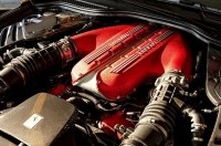 Ferrari      V12