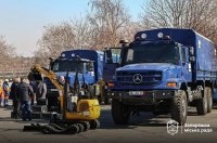      Mercedes-Benz Zetros  Caterpillar