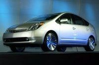  Chrysler:     Toyota Prius