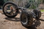 У США створили гігантський триколісний мотоцикл із кабіною в колесі