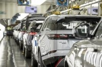 Компанія Jaguar Land Rover відновила постачання автомобілів у США