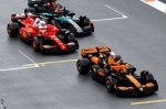 У США пройшов парад пілотів Формули-1 на повнорозмірних болідах із Lego