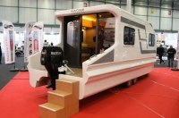 Представлено оригінальний автодім-амфібію Cataravan 6990 Optimum