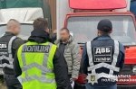 На Хмельниччині викрили «бігунка», який допомагав отримати «права»