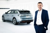   ID,  VW   