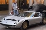 Колекційний суперкар Lamborghini загорівся на рівному місці