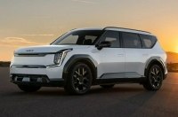 KIA EV9      