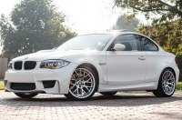 В ПАР показали унікальний  BMW 1 Series із потужним V8