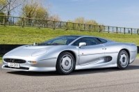    Jaguar XJ220   