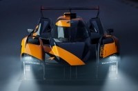 McLaren        볺