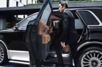 Toyota    Century SUV