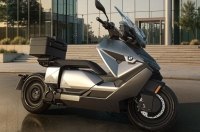 BMW    CE 04
