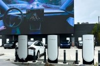  Tesla  
