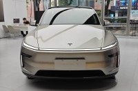    Tesla Model Y L  