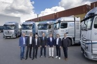   Mercedes-Benz GenH2    225 000    