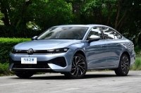      Volkswagen Sagitar L