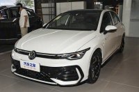 Volkswagen Golf 2026       ,   ͳ