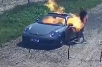  볿    Porsche 911 Carrera