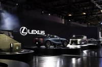 Lexus   :  , -  