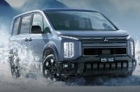 Mitsubishi     Delica D:5