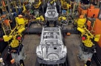 Nissan  Mercedes-Benz    