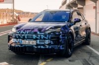  Porsche Cayenne Electric  㳿 Formula E